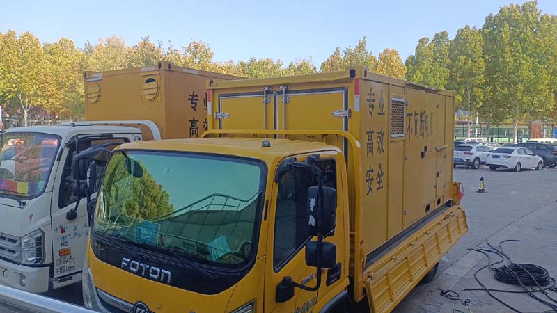 察雅柴油发电机组和UPS电源如何配合工作？