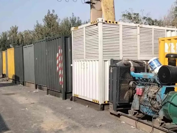 察雅200KW柴油发电机机组每小时油耗是多少？
